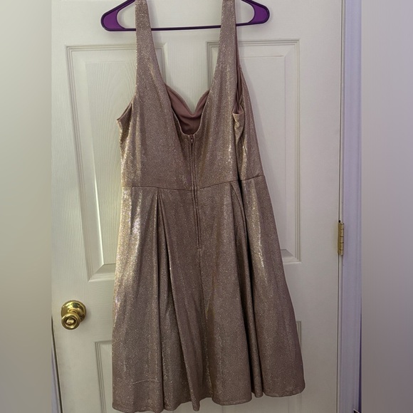 Pretty shimmer Homecoming dress - Picture 2 of 3